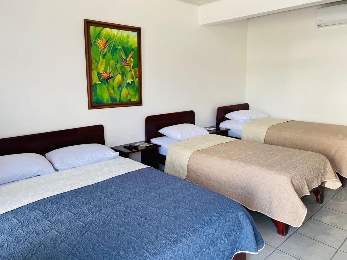 Hotel Alicia La Fortuna Esterno foto